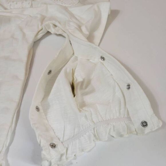 7 for all Mankind Eyelet Coverall 18 Months White Snaps Short Sleeve Cotton NEW - Picture 10 of 12